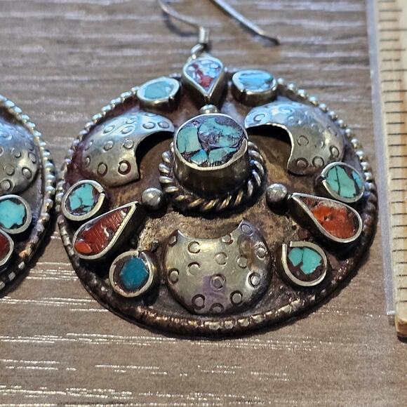 Vintage Tibetan Silver Round Earrings with Coral & Turquoise - Picture 4 of 6